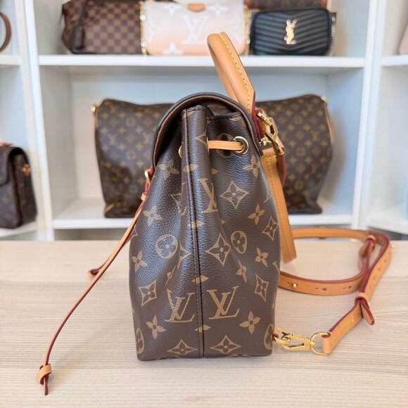Louis Vuitton Monogram Montsouris BB NM - Picture 5 of 16